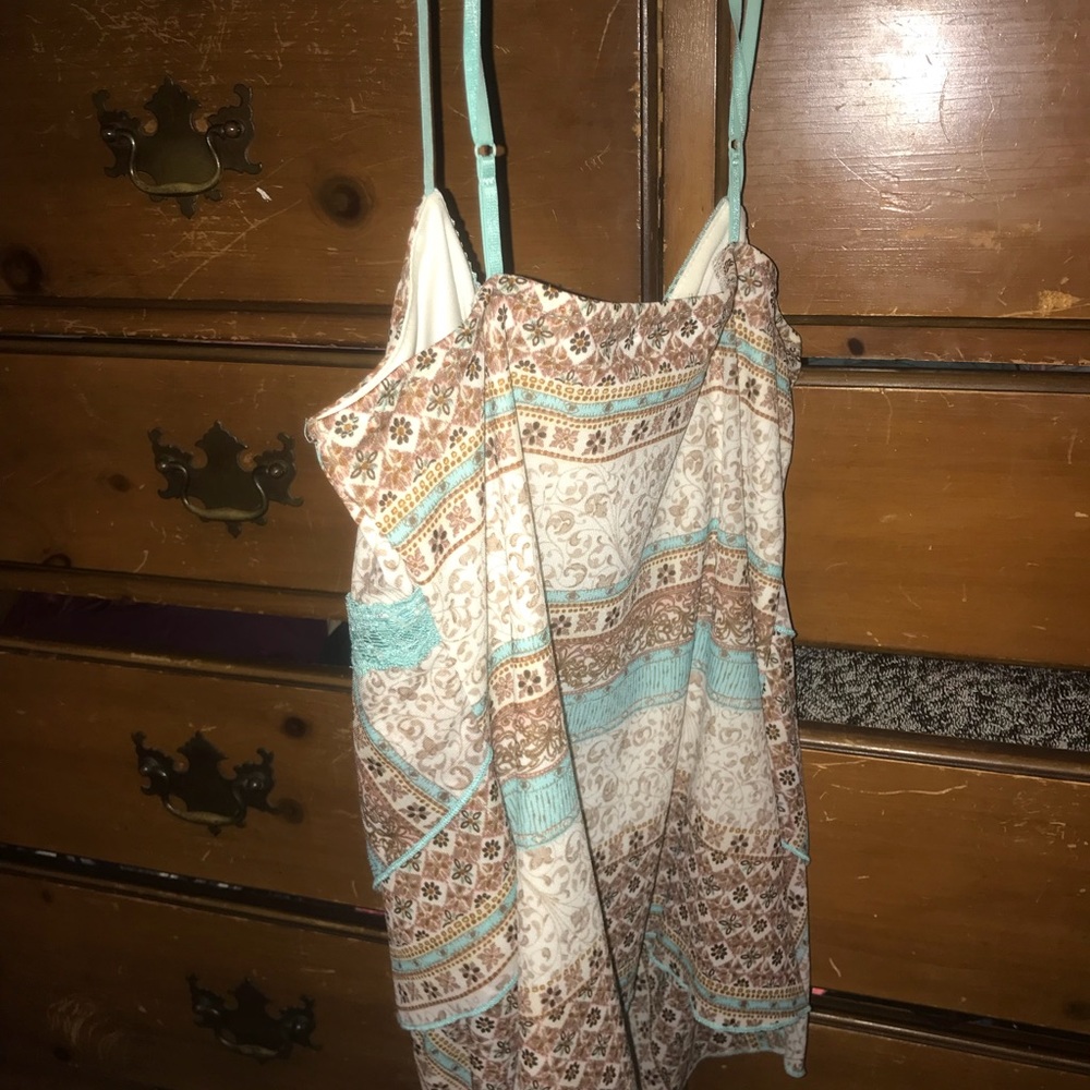 Patterned Top - Picture 2 of 2